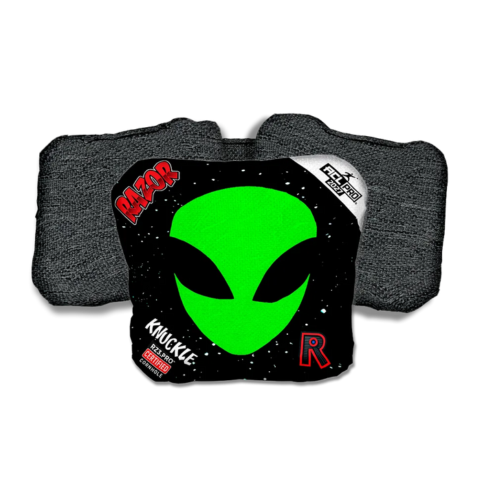 Knuckle PRO Invader Black Back Cornhole Bags